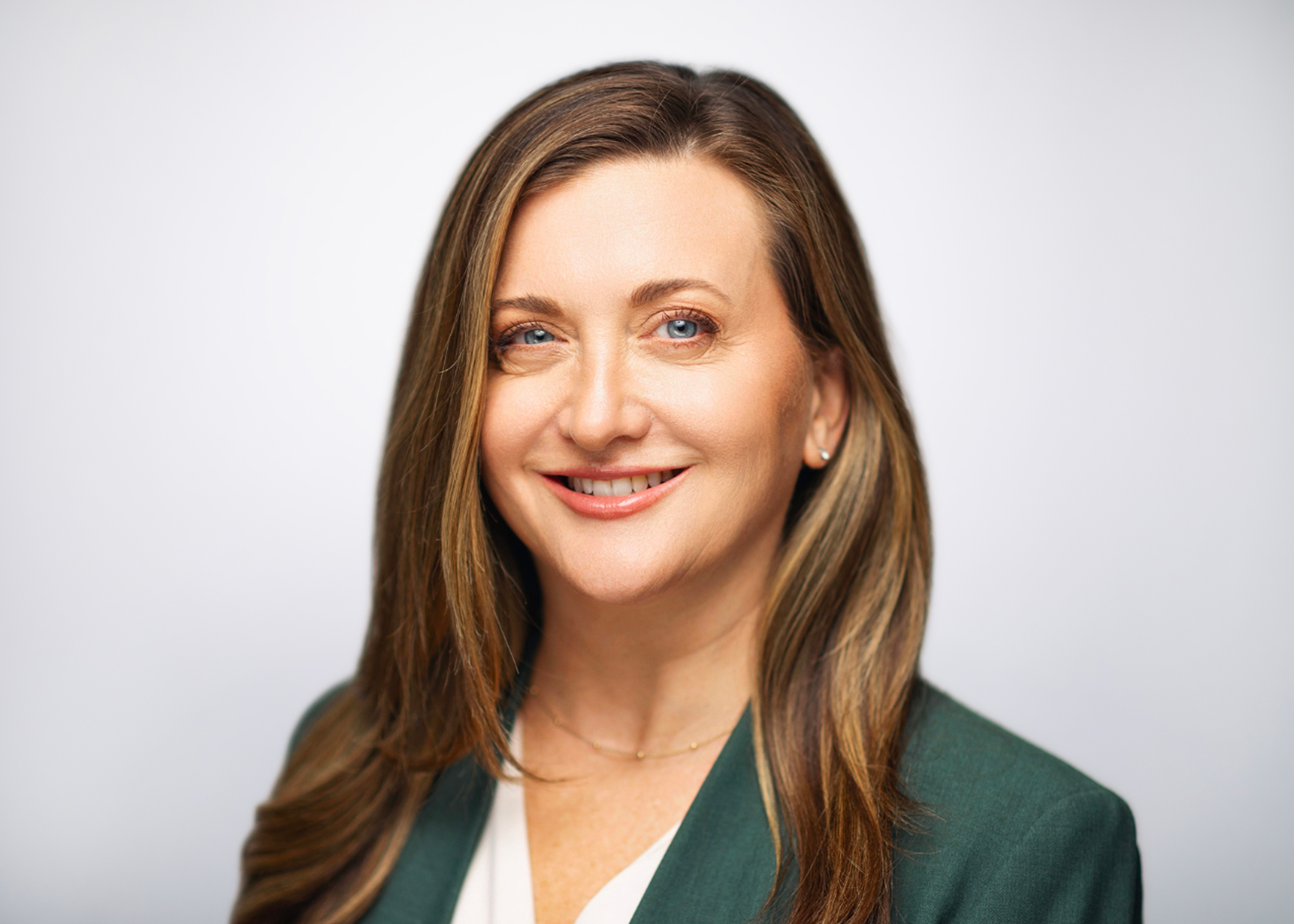 Damon Gina Headshot